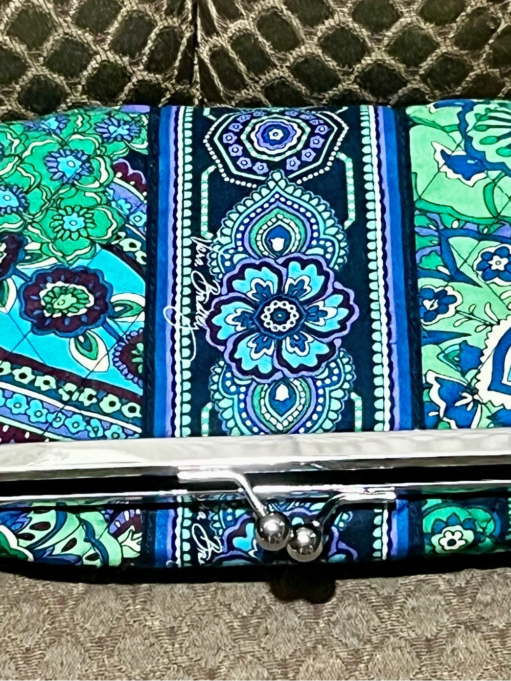 Vera Bradley “Kiss & Make Up” Case in Blue Rhapsody Pattern